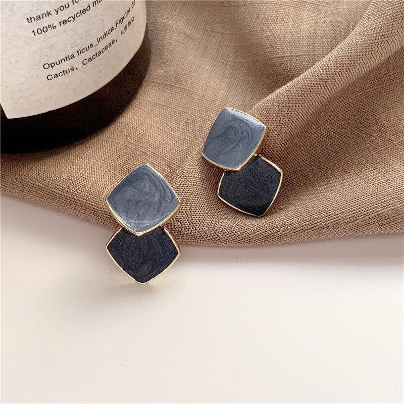 Women Vintage Matte Drop Earrings