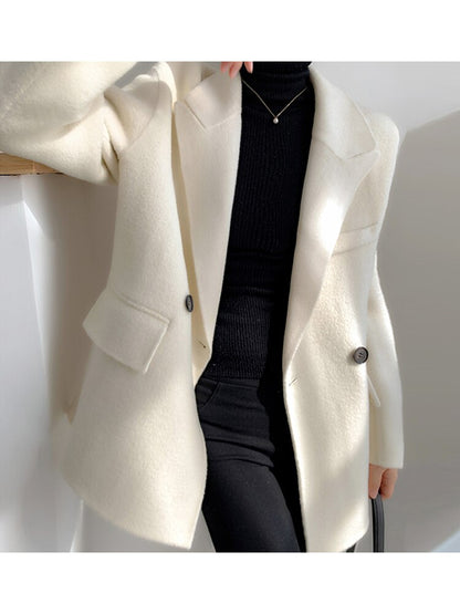 Loose Fit White Brief Woolen Coat