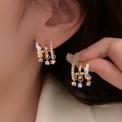 Claw Stud Earrings