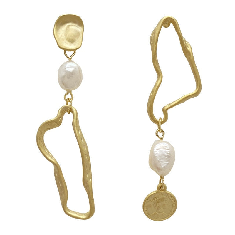 Asymmetric Long Pearl Earrings