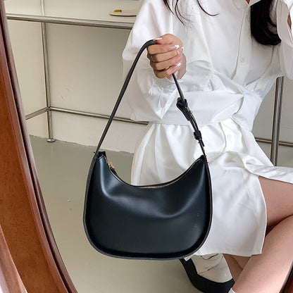 Wide Strap Semicircle Saddle Shoulder Crossbody Handbag