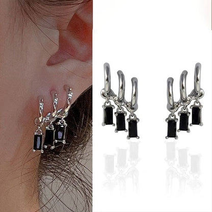 Claw Stud Earrings