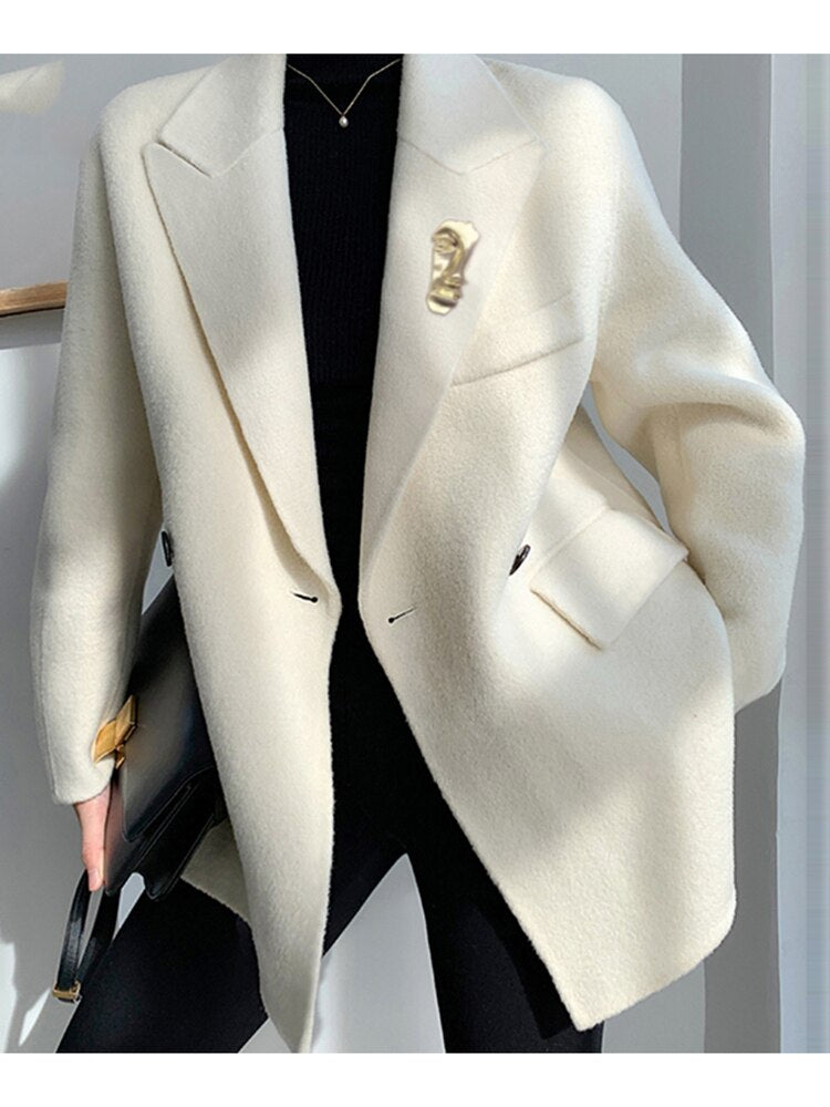 Loose Fit White Brief Woolen Coat