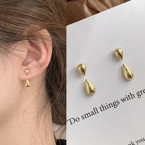 Claw Stud Earrings