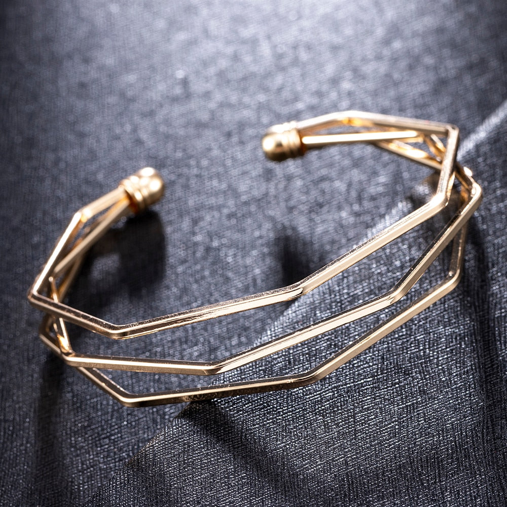 Alloy Arrow Link Twist Bracelet